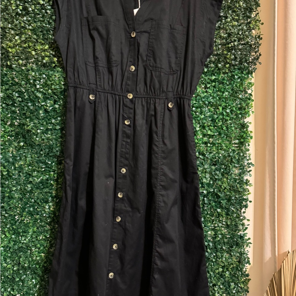 Elegant Black Button-Down Dress
